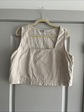 Abercrombie & Fitch Square Neck Cropped Tank Top in Light Tan